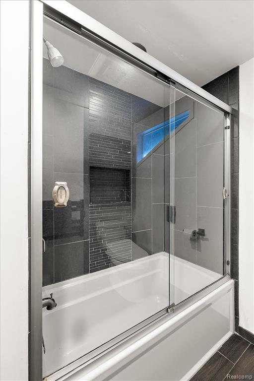 7315 Lindenmere Drive, Bloomfield Hills, MI 48301 — Photo 31