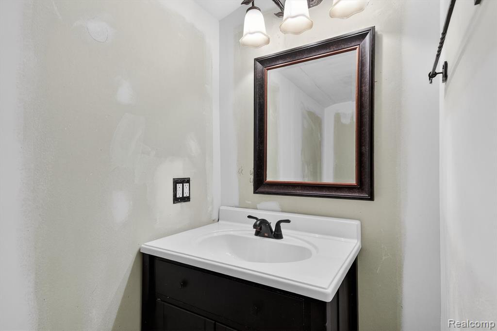 13574 Fairview Court, Van Buren, MI 48111 — Photo 20