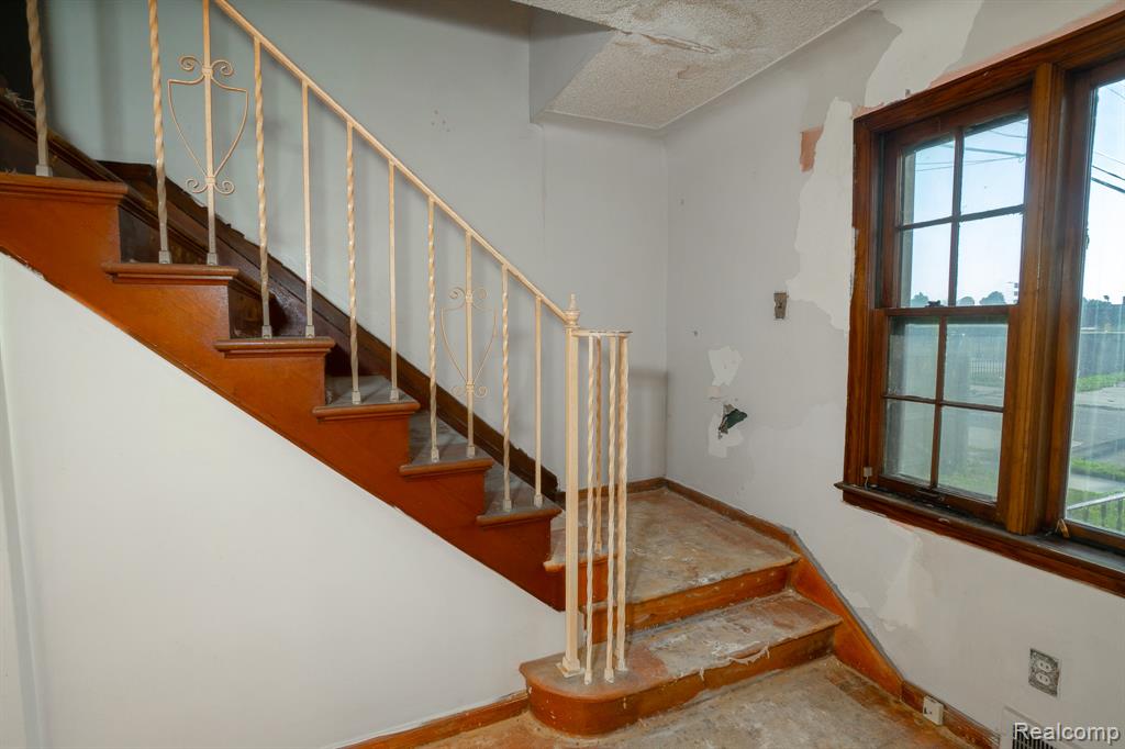19126 STOTTER Street, Detroit, MI 48234 — Photo 16