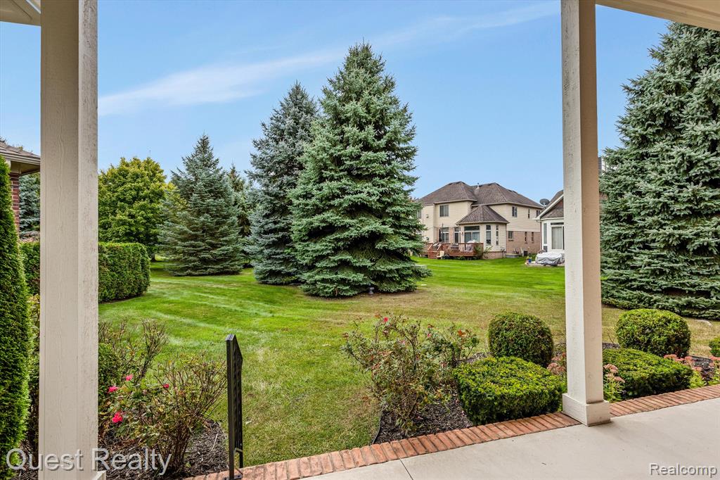 49807 Sable Creek Drive, Macomb, MI 48042 — Photo 31