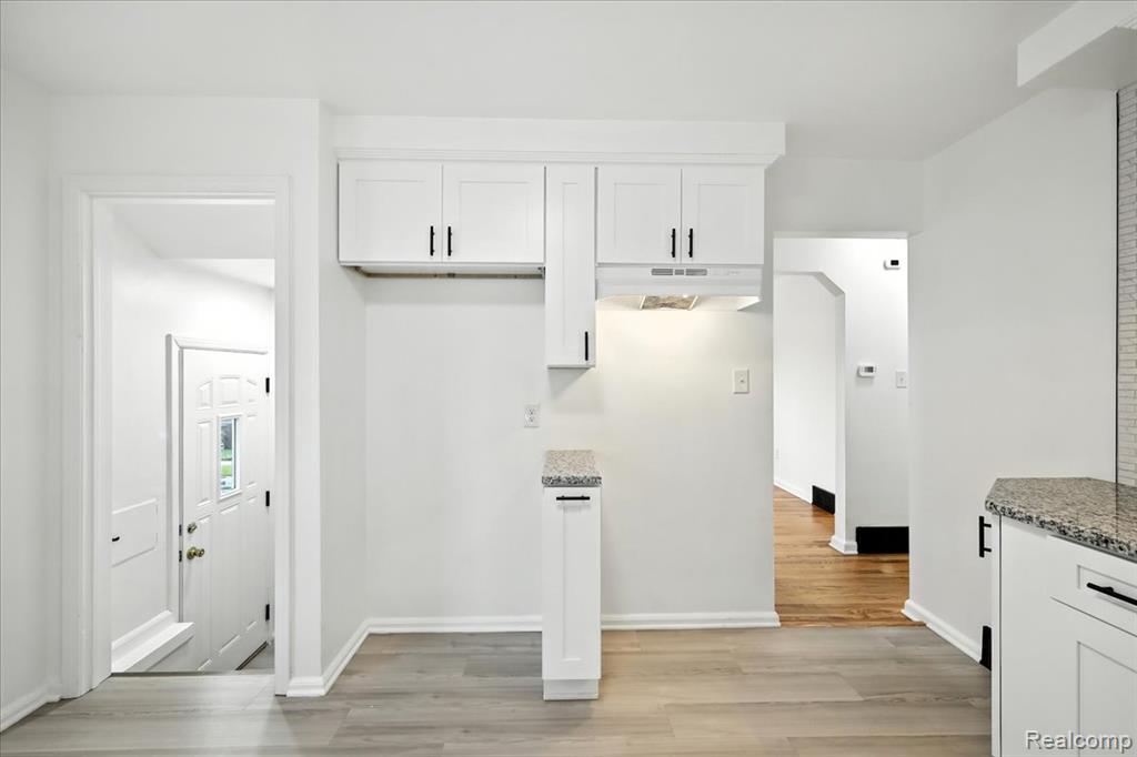7445 Rockdale, Redford, MI 48239 — Photo 13