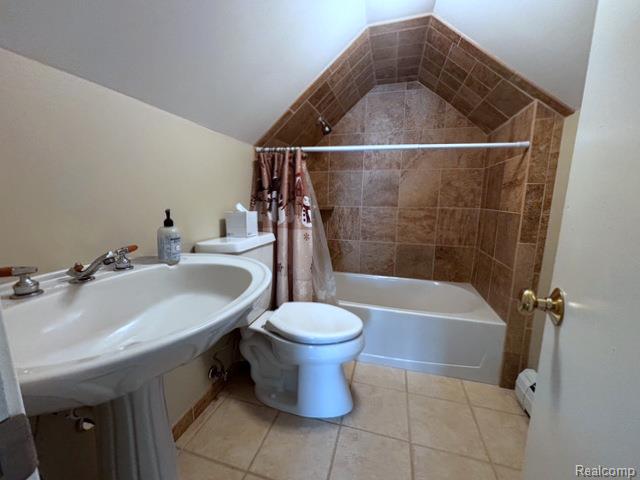 4675 Lakeborn Drive, White Lake, MI 48383 — Photo 12