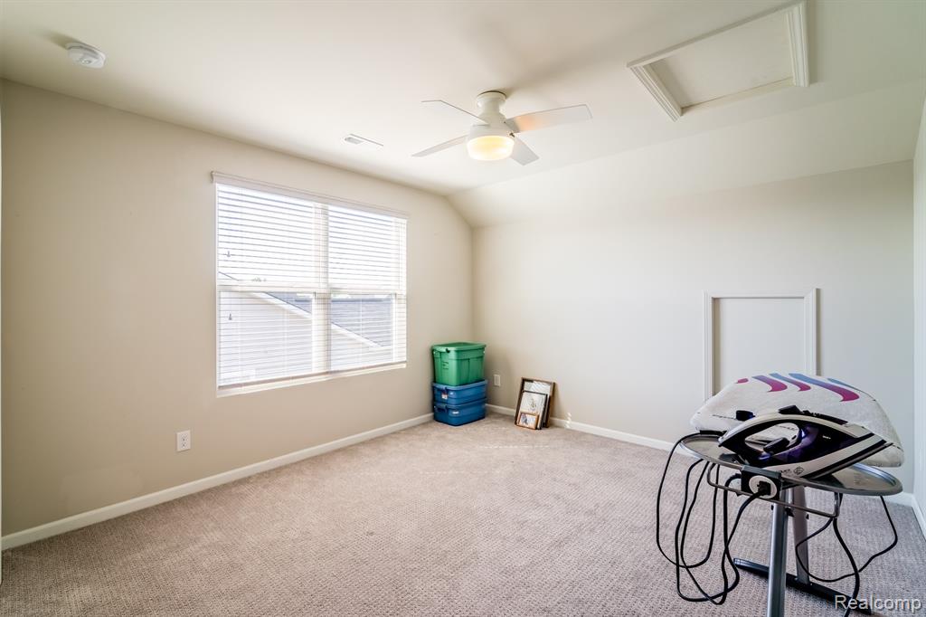 24279 Walloon Way, Flat Rock, MI 48134 — Photo 30