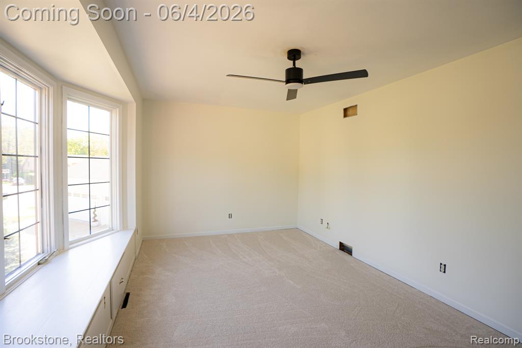 8828 Grace Street, Shelby Twp, MI 48317 — Photo 22