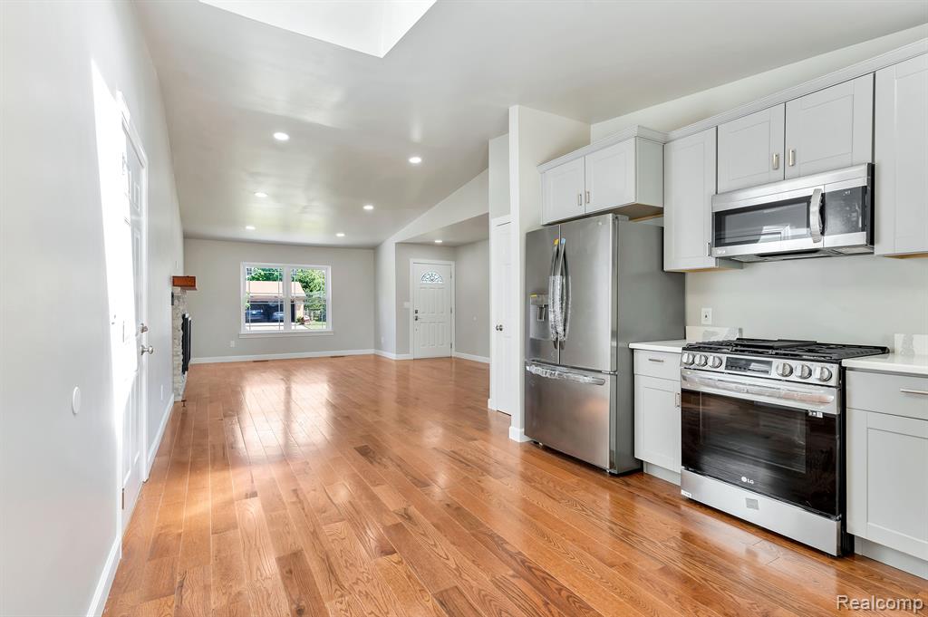 41441 Cumberland Drive, Canton, MI 48188 — Photo 12