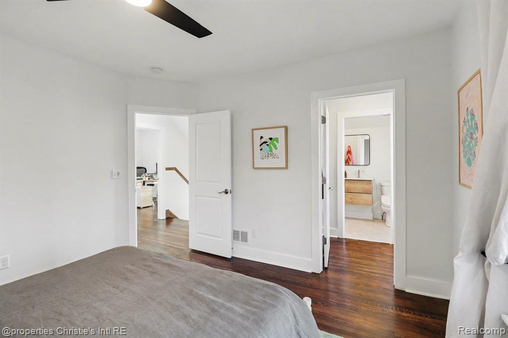 3466 FISCHER Street, Detroit, MI 48214 — Photo 24