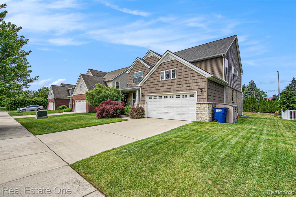 Photo for 7941 Chestnut Drive, Westland, MI - Listing #20251008464 7941 Chestnut Drive, Westland, MI