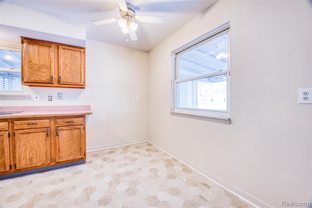 6942 Janet Street, Taylor, MI 48180 — Photo 14