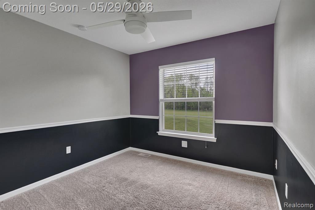 5729 Woodfield Parkway, Grand Blanc, MI 48439 — Photo 36