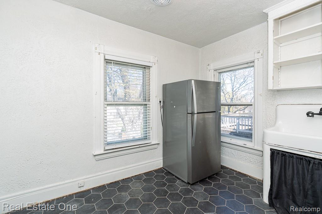 40 Moser Place, Mount Clemens, MI 48043 — Photo 17
