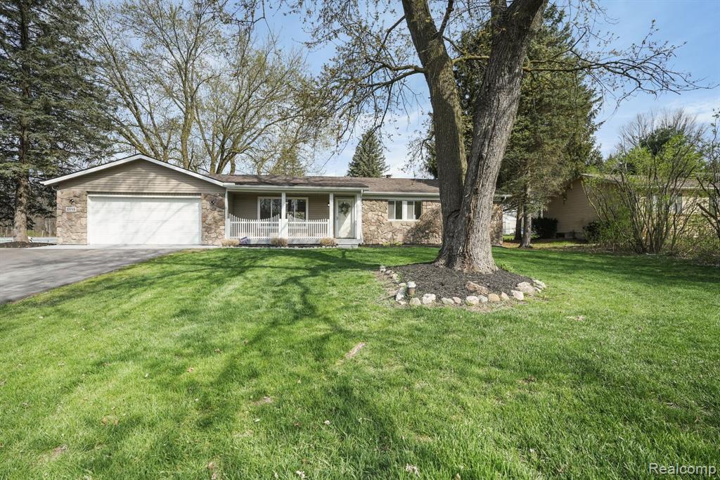 8898 Bishop Road, Brighton, MI 48116 — front exterior
