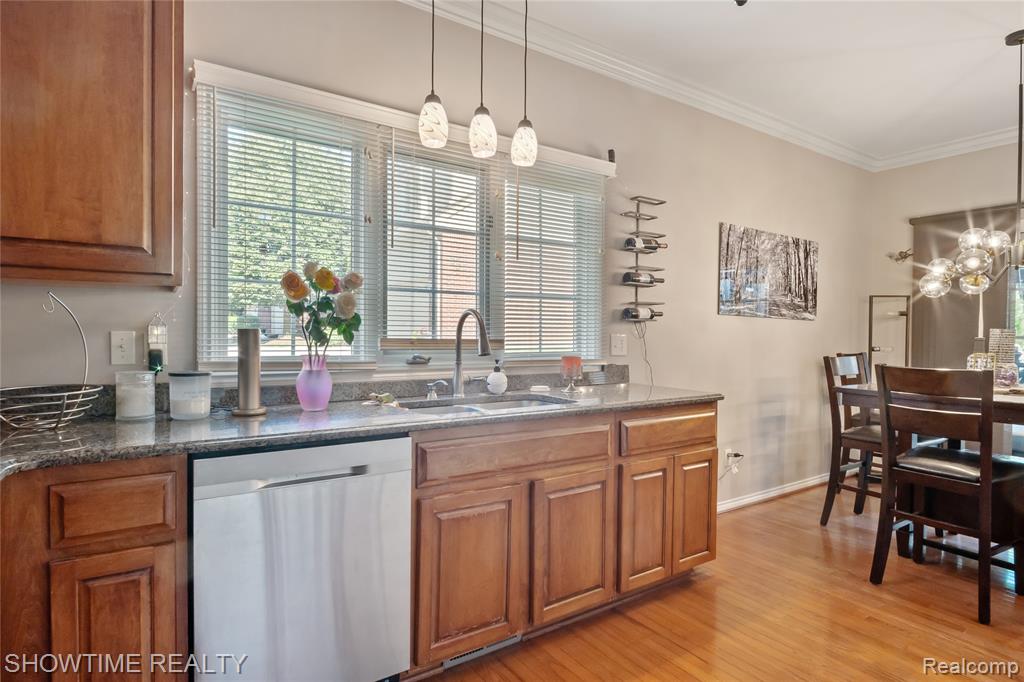 4341 Summer Place, Shelby Twp, MI 48316 — Photo 16