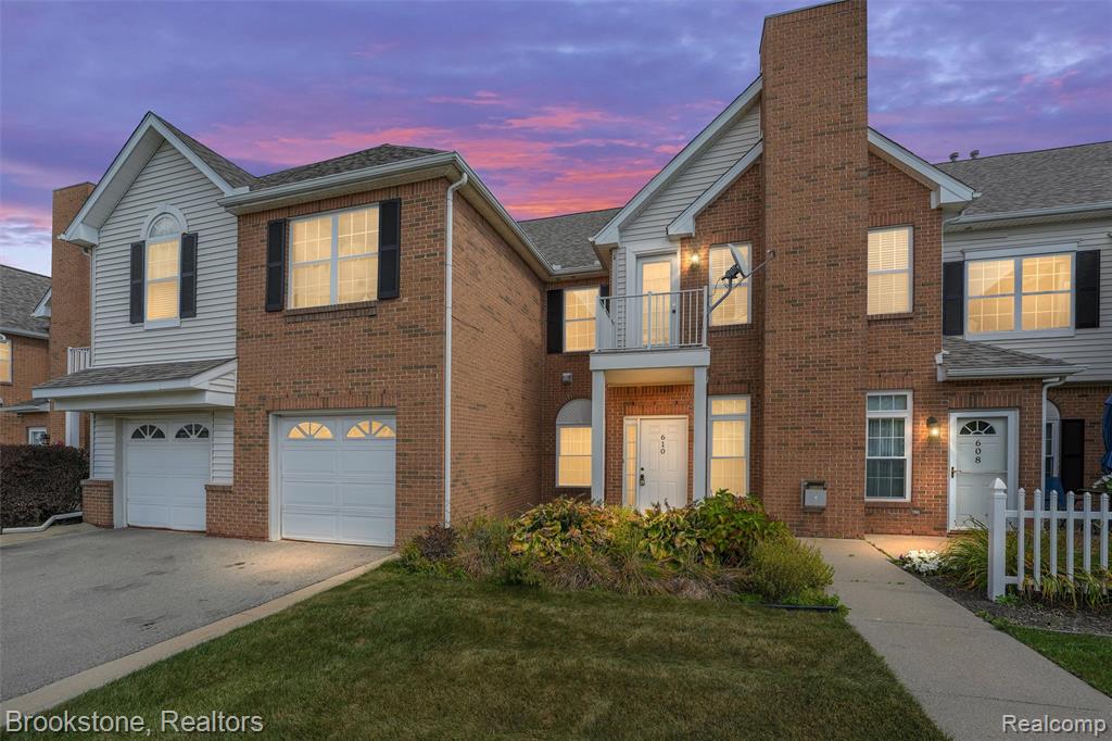 610 Olde English Circle, Howell, MI 48855 — front exterior