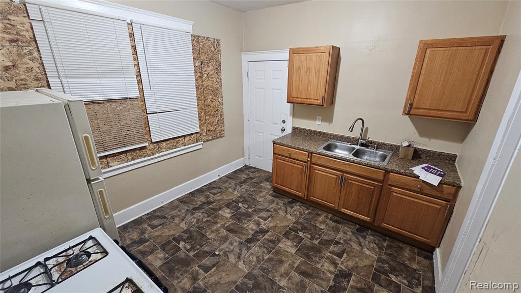 4107 N CAMPBELL Street, Detroit, MI 48210 — Photo 46