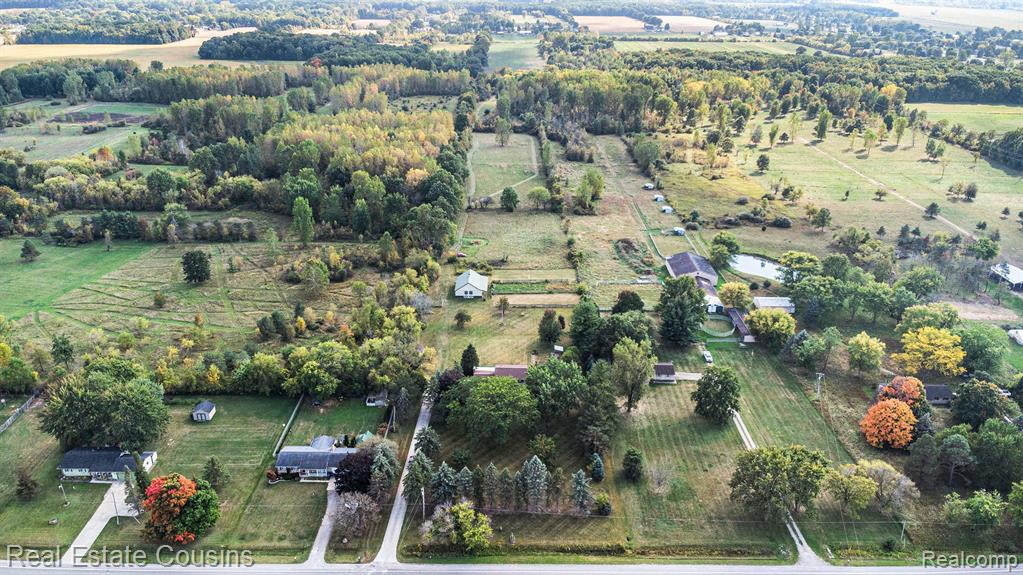 6273 Hill Road, Swartz Creek, MI 48473 — Photo 41