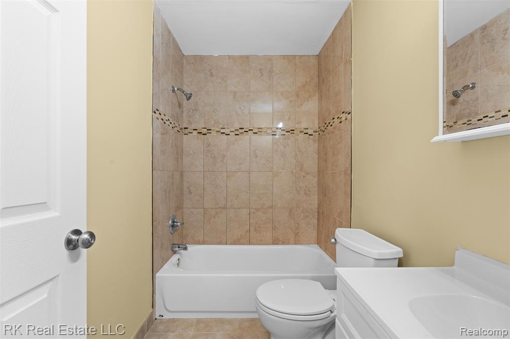 58629 Wallington, Washington, MI — Photo 16