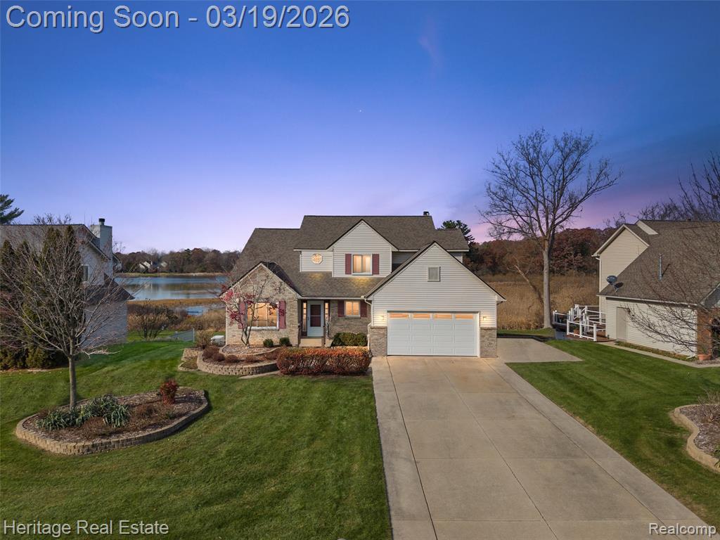 850 Glenmoor Drive, Oxford, MI 48371 — front exterior