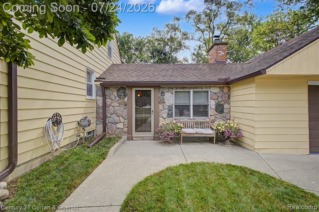 2660 Thomas Avenue, Berkley, MI 48072 — Photo 9