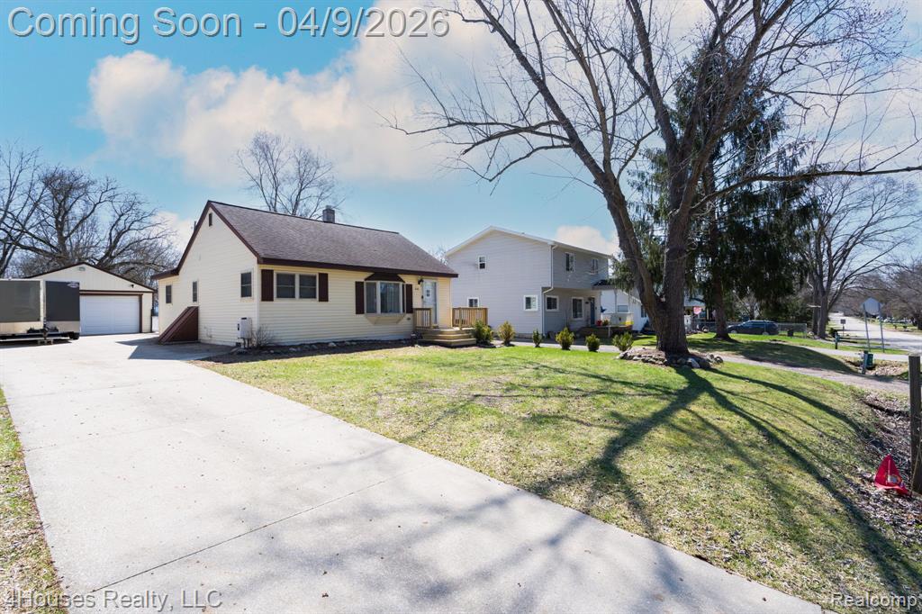 516 E Glass Road, Ortonville, MI 48462 — Photo 3
