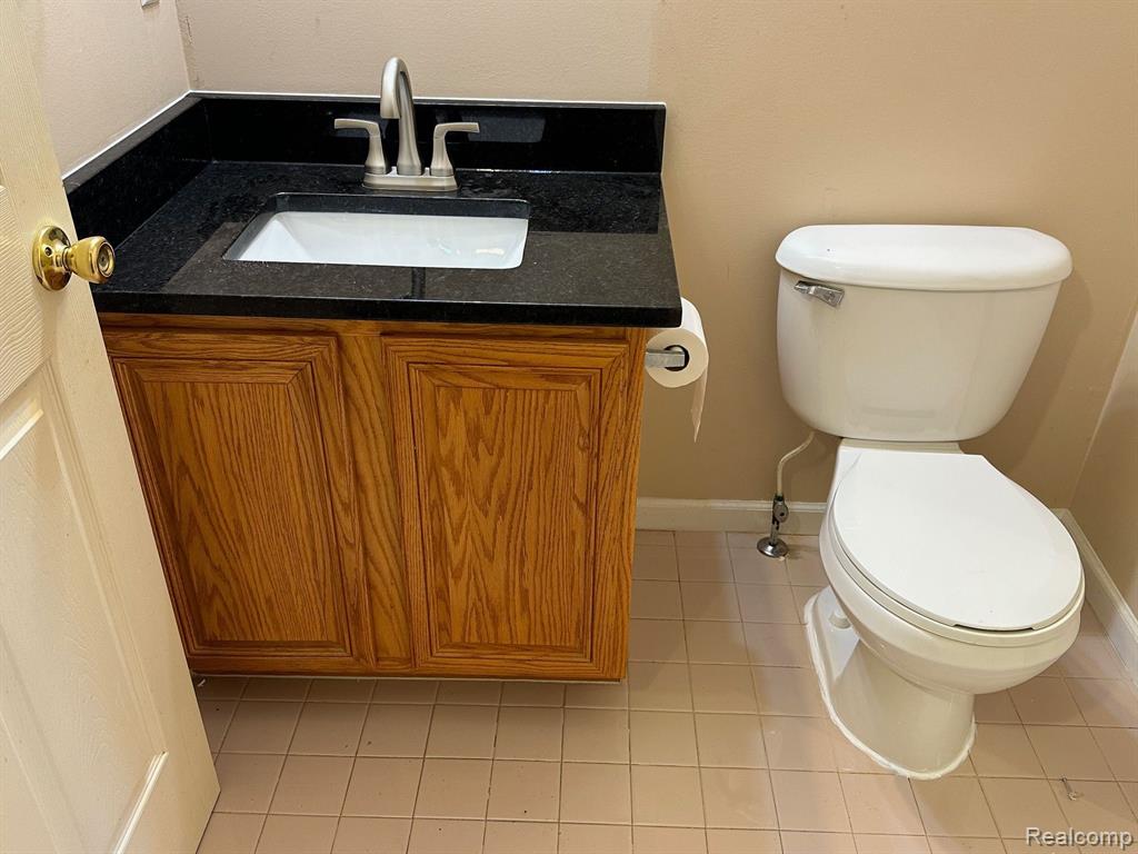 16385 SASSAFRAS Lane, Macomb, MI 48044 — Photo 7