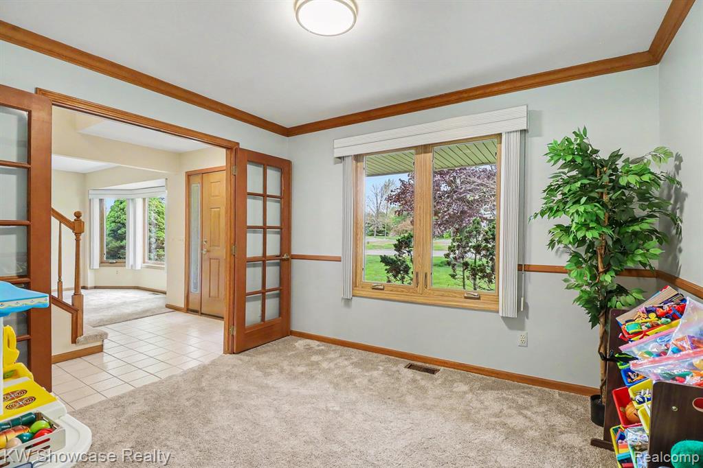 10100 Abrams, Brighton, MI 48114 — Photo 23