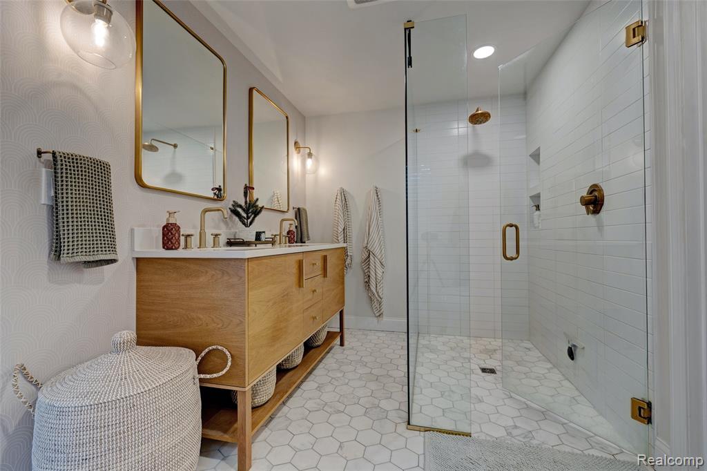 4404 Pinedale Avenue, Clarkston, MI — Photo 47