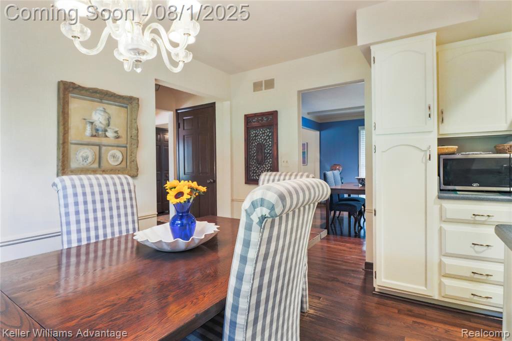 5349 Greenbriar Drive, West Bloomfield, MI 48323 — Photo 20