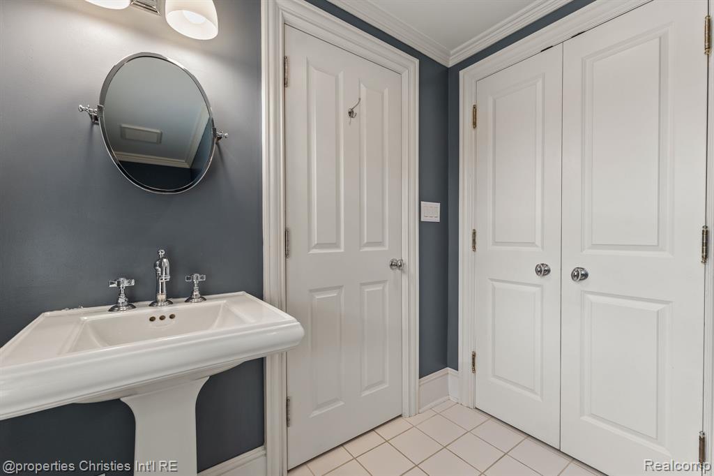 457 N Cranbrook Road, Bloomfield Hills, MI 48301 — Photo 34
