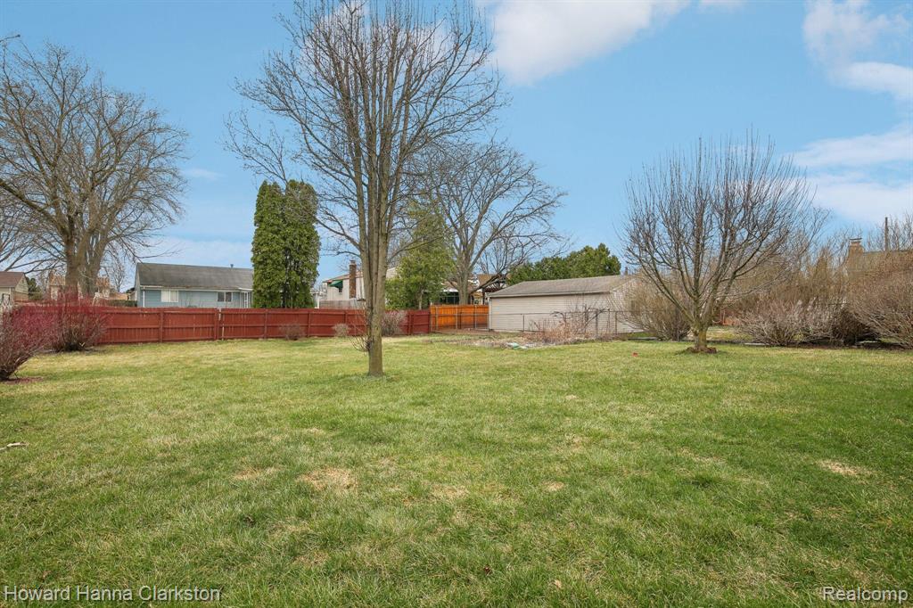 39891 Litke Court, Clinton Twp, MI 48038 — Photo 27
