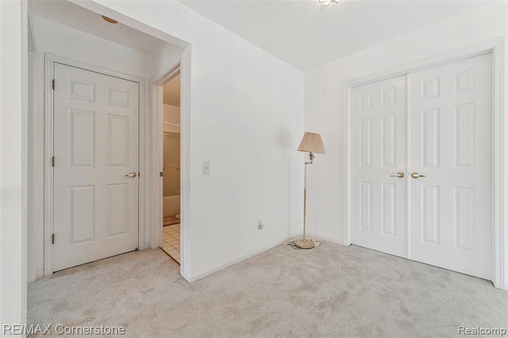 8307 Parkside Drive, Westland, MI — Photo 26