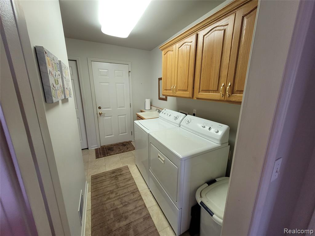 6095 Steeplechase Drive, Grand Blanc, MI 48439 — Photo 24