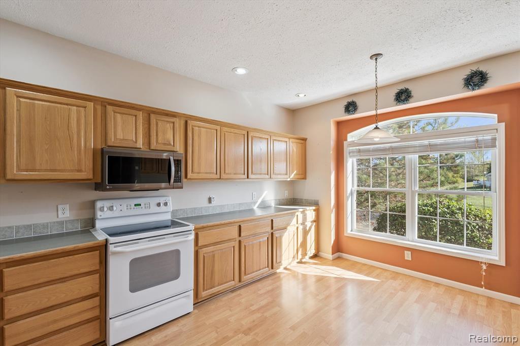7075 Kings Way, Flushing, MI 48433 — Photo 15