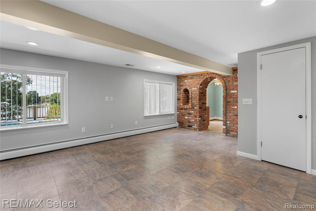 16172 Crest Drive, Linden, MI 48451 — Photo 26