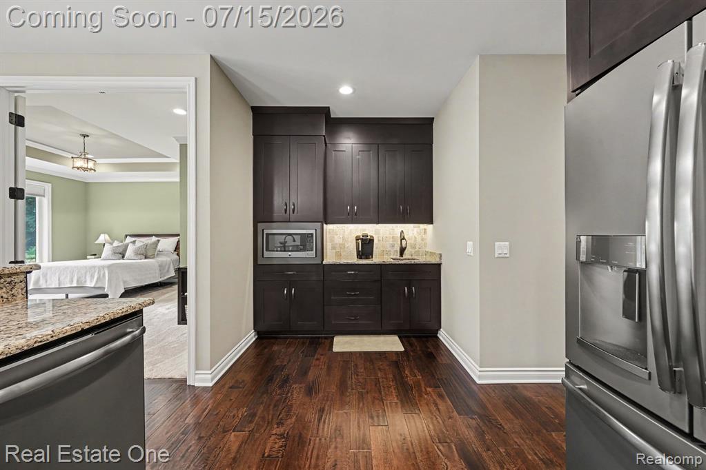 720 Scott Drive, Highland, MI 48356 — Photo 13