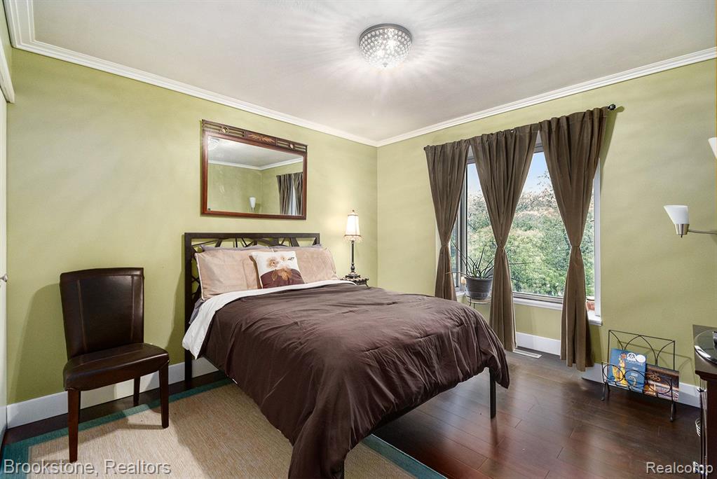 1300 E LAFAYETTE Street, 107, Detroit, MI 48207 — Photo 11