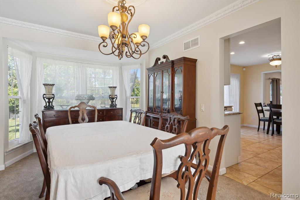 8979 BROUGHAM Drive, Sterling Heights, MI 48312 — Photo 9