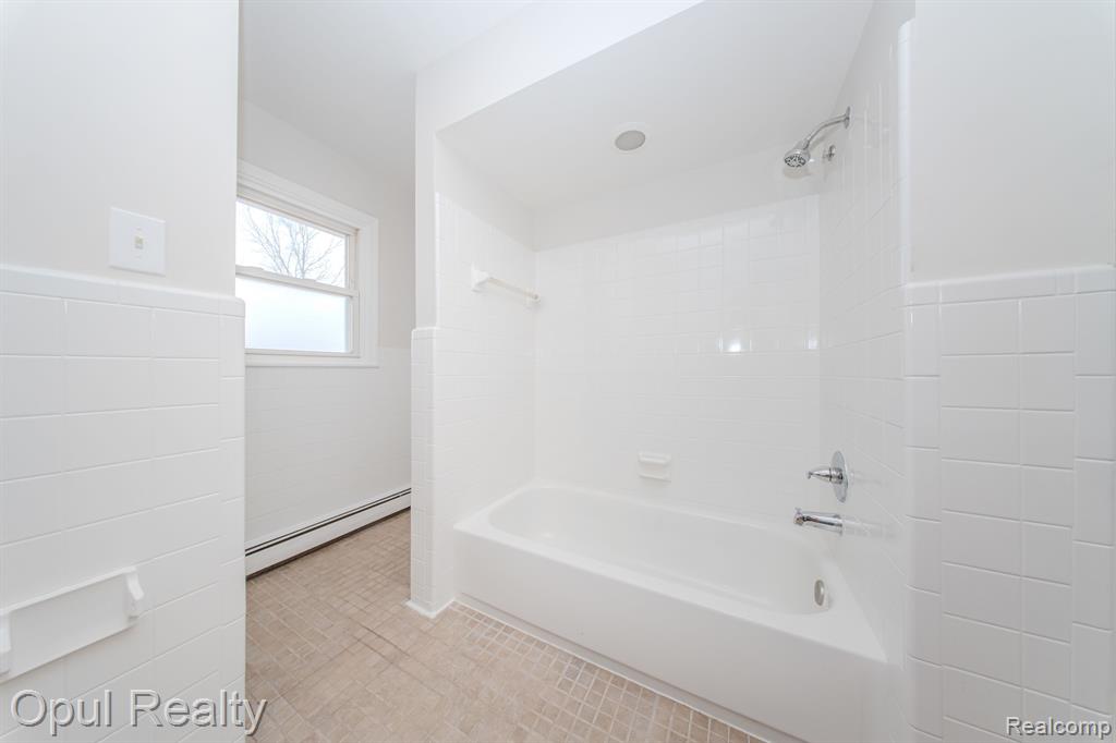 8105 LINDSEY Road, Casco, MI 48064 — Photo 14