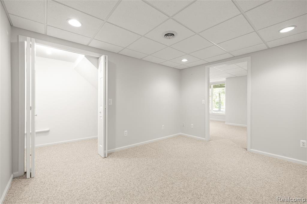 9124 Countrywood Drive, Plymouth, MI 48170 — Photo 34