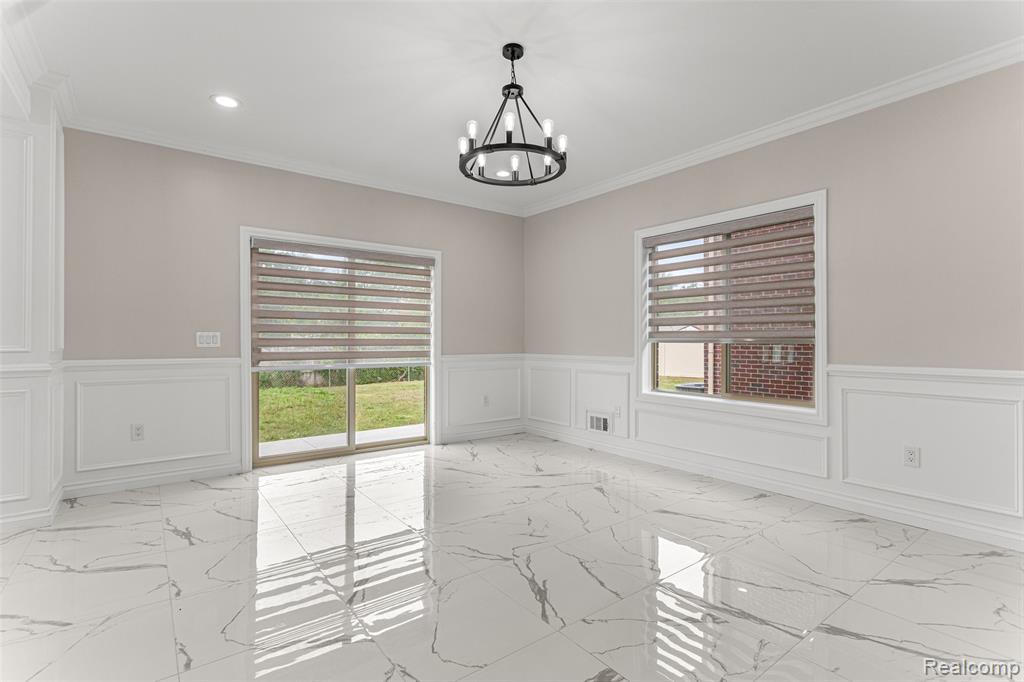 6735 Norborne Avenue, Dearborn, MI 48127 — Photo 11