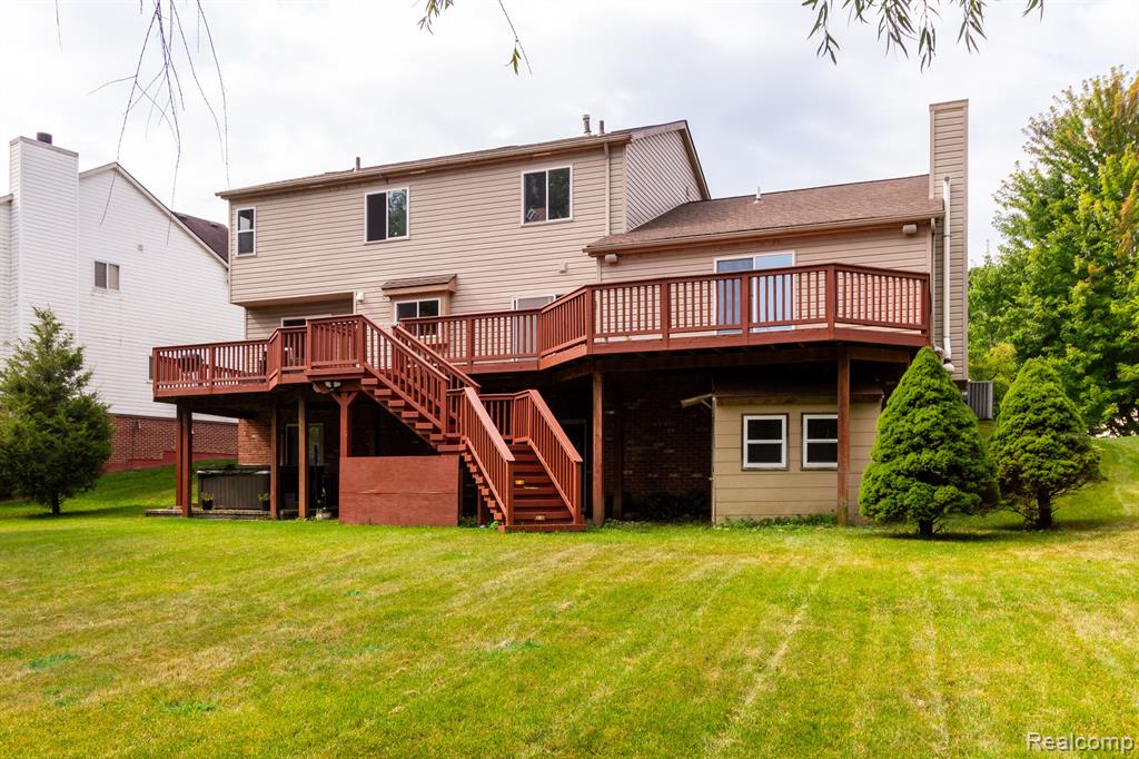 5470 MILL RACE Way, Commerce Twp, MI 48382 — Photo 51