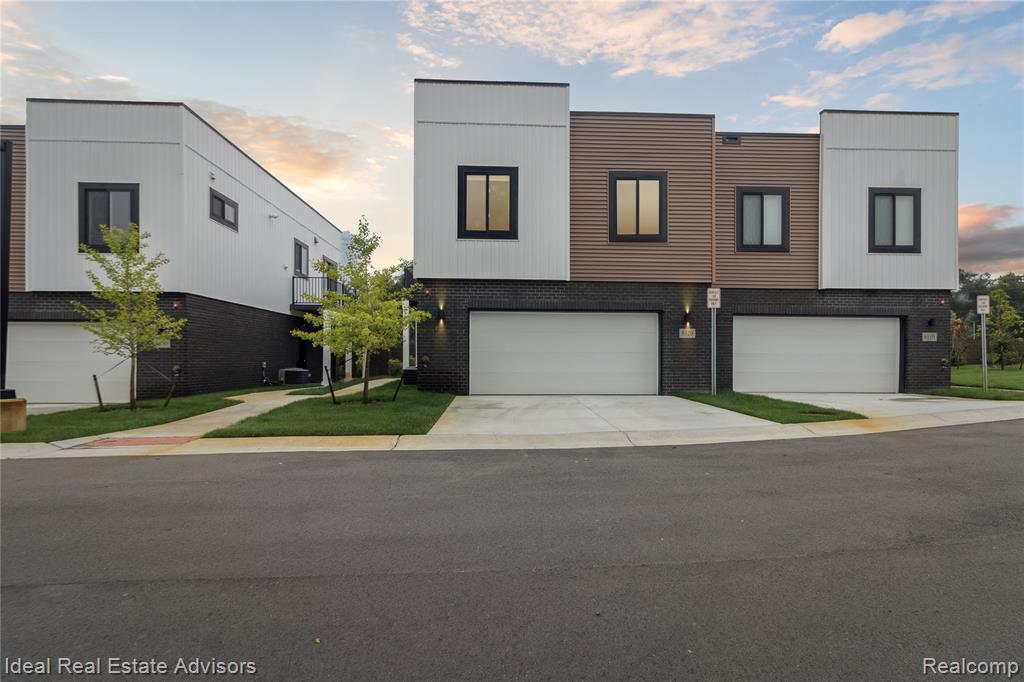 8120 Allor Landing, Brighton, MI 48114 — front exterior