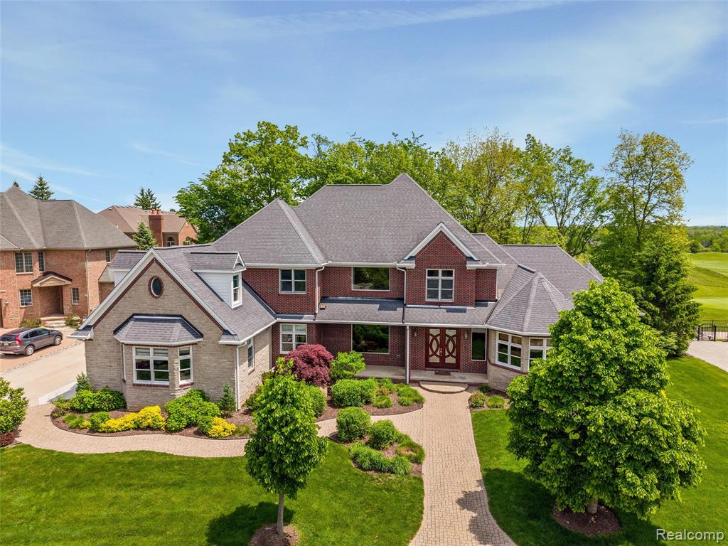 7432 Foxburg Court, Clarkston, MI 48348 — Photo 3