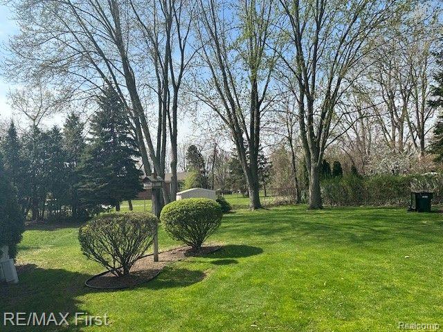40015 VACHON Drive, Sterling Heights, MI 48313 — Photo 4