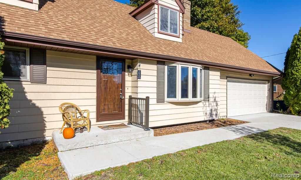 7070 Aldredge Drive, Swartz Creek, MI 48473 — Photo 2