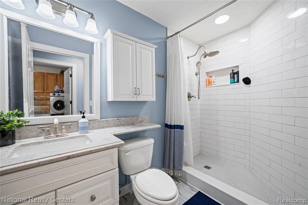 45750 Prairiegrass Court, 4, Belleville, MI 48111 — Photo 12