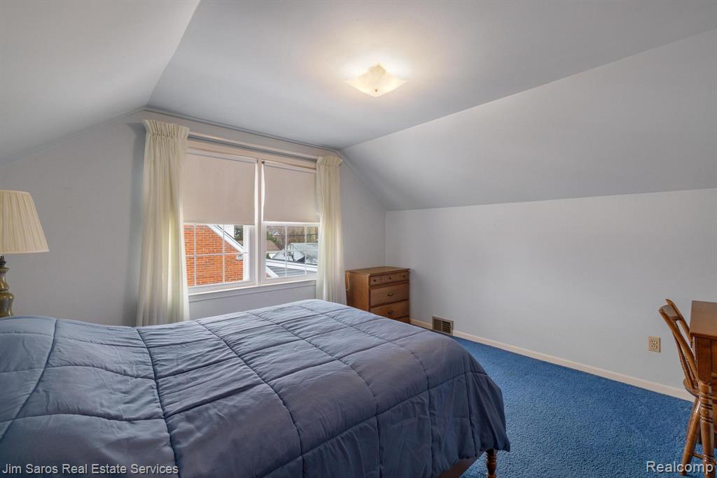 1210 Fairholme Road, Grosse Pointe Woods, MI 48236 — Photo 19