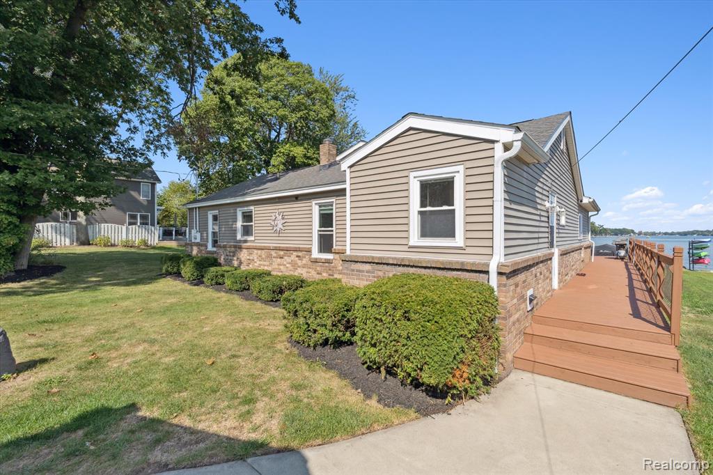 2236 Grove Park Road, Fenton, MI 48430 — Photo 4