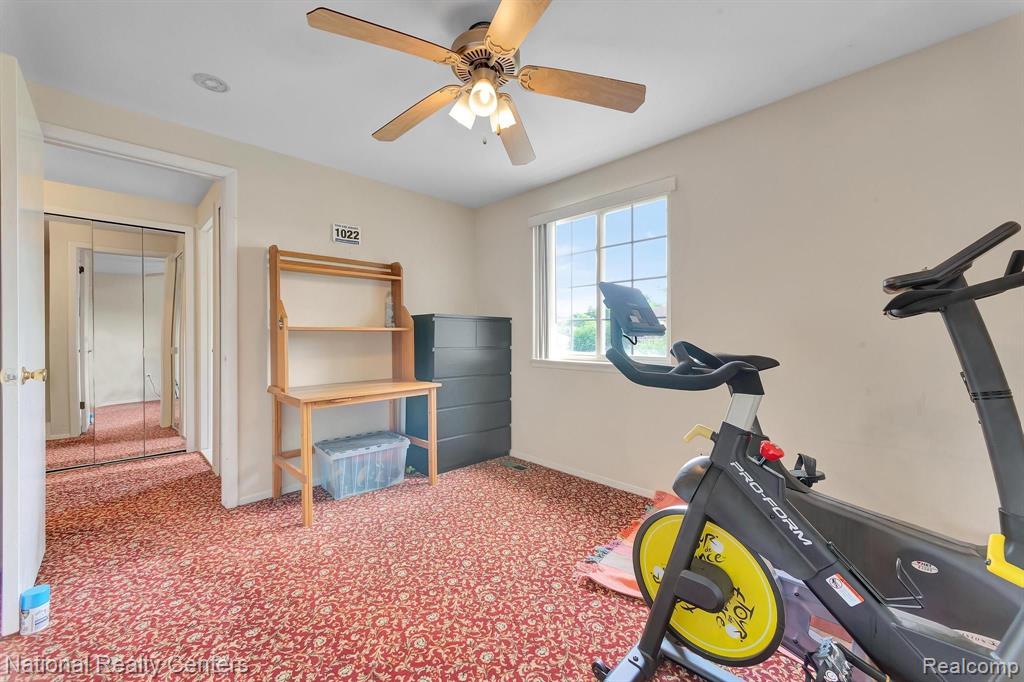 5450 Pocono Street, West Bloomfield, MI 48323 — Photo 48