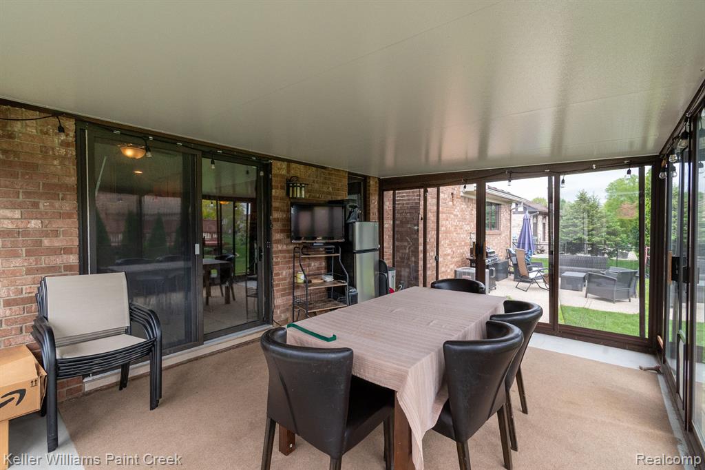40612 REHSE Drive, Clinton Twp, MI 48038 — Photo 11