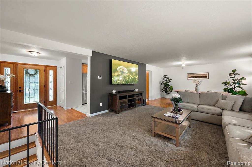 21201 E Chigwidden Street, Northville, MI 48167 — Photo 11